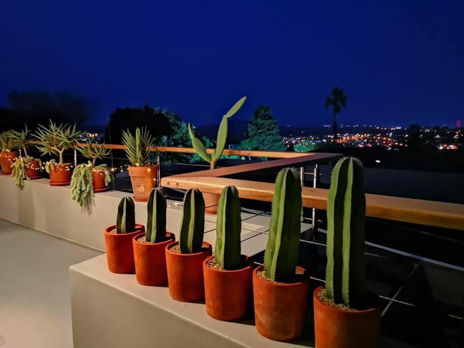 Executive With Outstanding View Apartment *